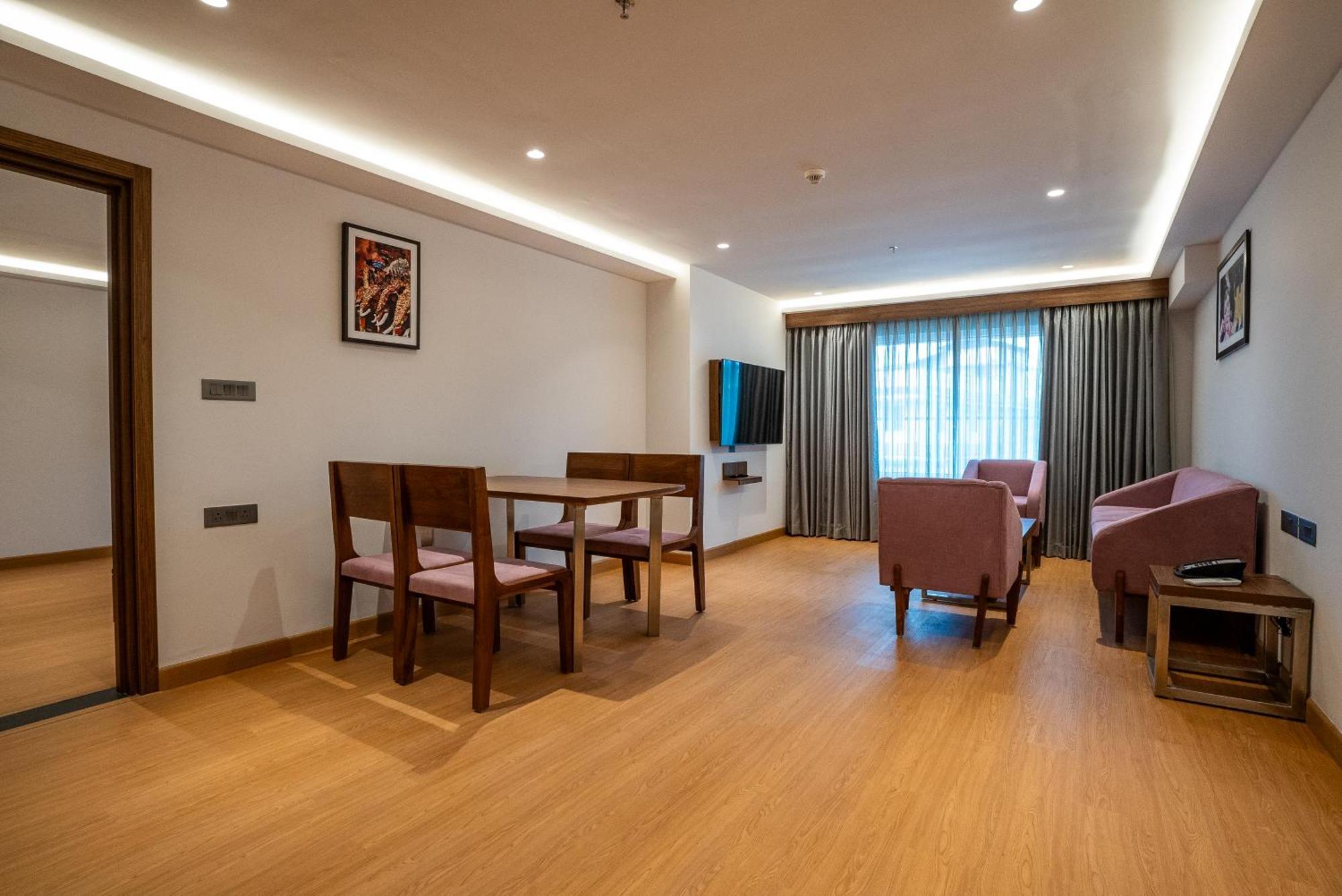 Lilac Hotel Guruvayur Luaran gambar