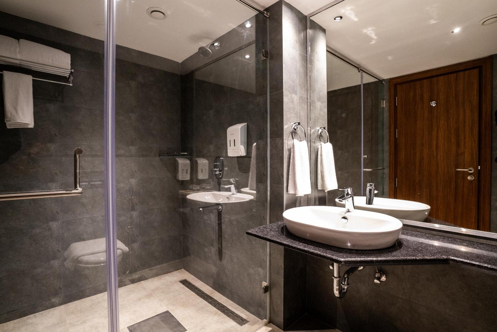 Lilac Hotel Guruvayur Luaran gambar